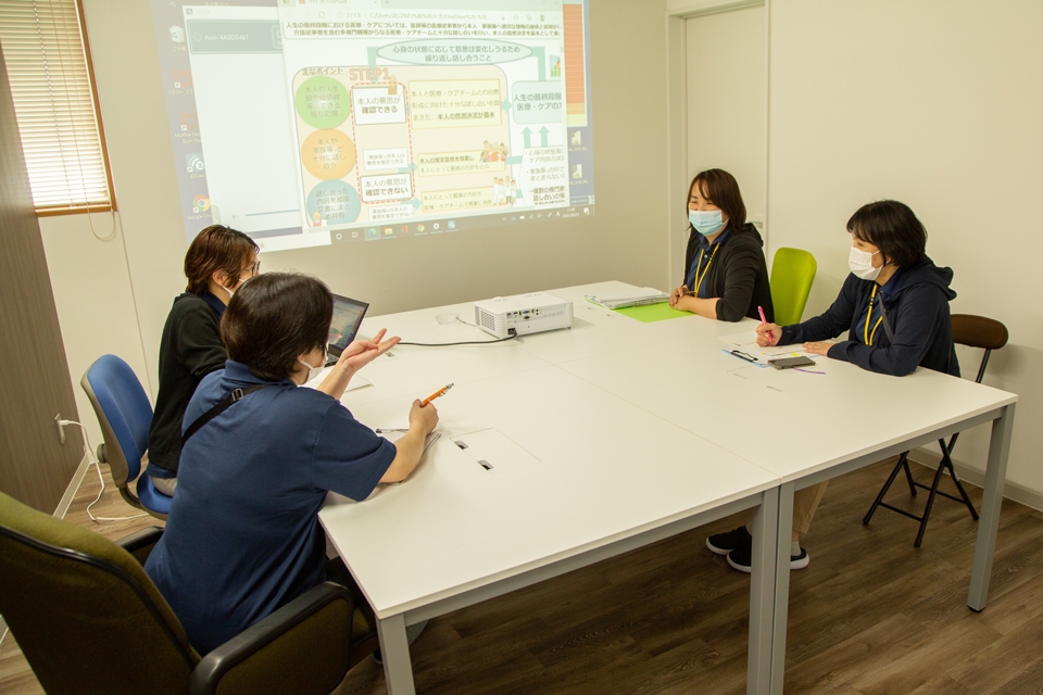 会議風景|みなみ在宅クリニック 会議風景|みなみ在宅クリニック